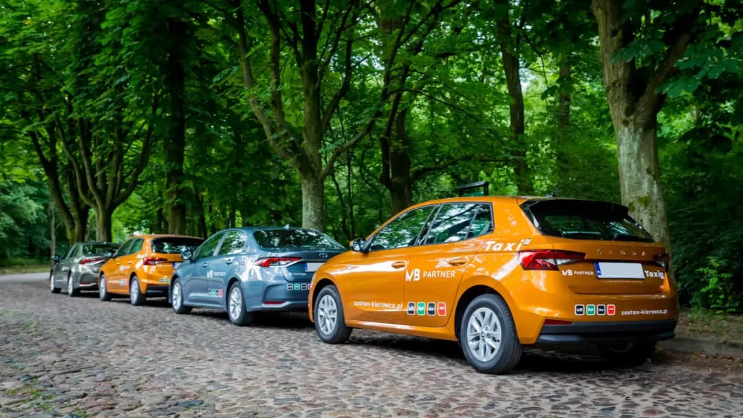 Ile zarabia kierowca Ubera? Odkryj prawdziwe zarobki w Polsce