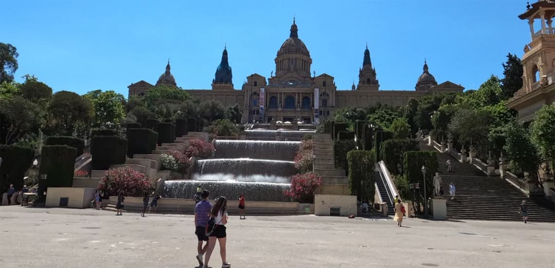 Narodowe muzeum sztuki katalońskiej - zbiory i historie, które zachwycają