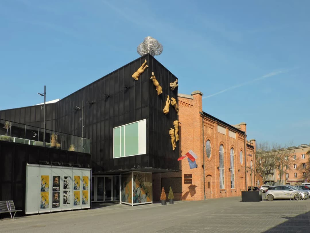 Muzeum sztuki nowoczesnej Radom: odkryj fascynujące wystawy i historię