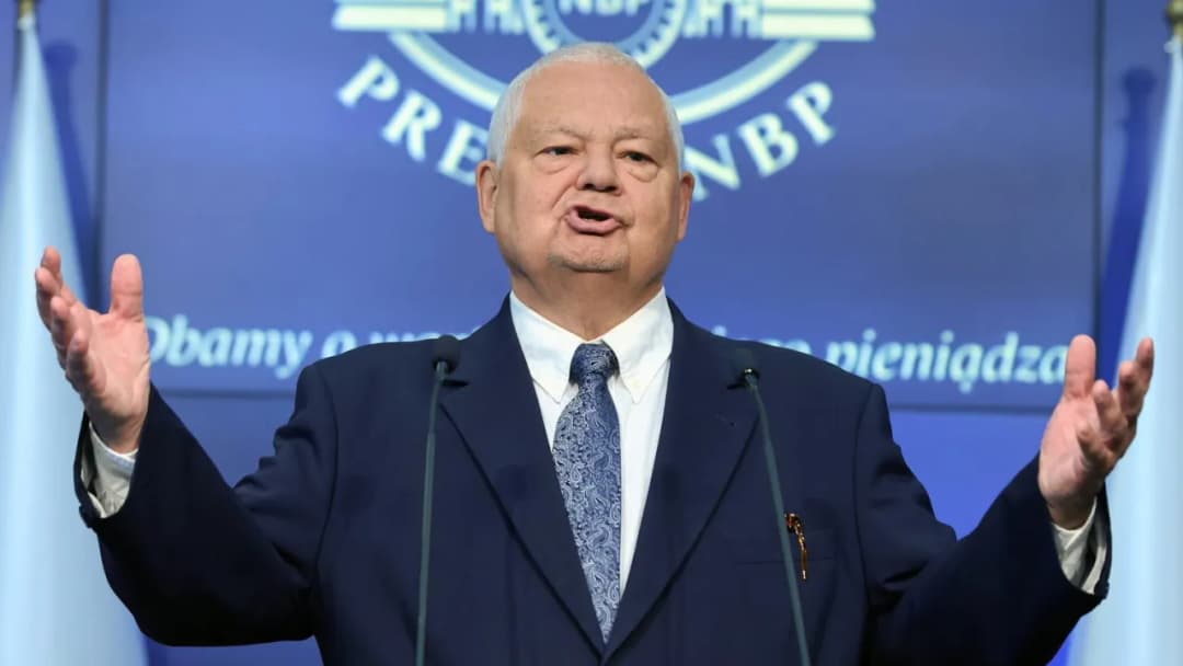Ile zarabia prezes NBP? Zaskakujące wynagrodzenie Adama Glapińskiego