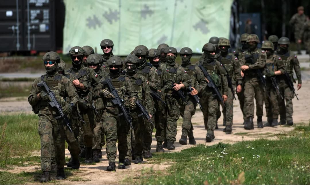 Ile zarabia kapral w wojsku? Zaskakujące fakty o pensji i bonusach
