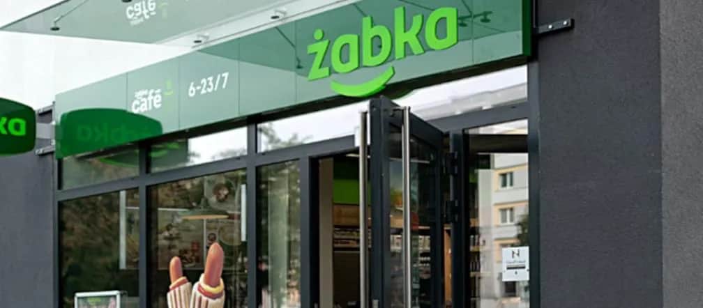 Ile zarabia pracownik Żabki? Zaskakujące fakty o wynagrodzeniach